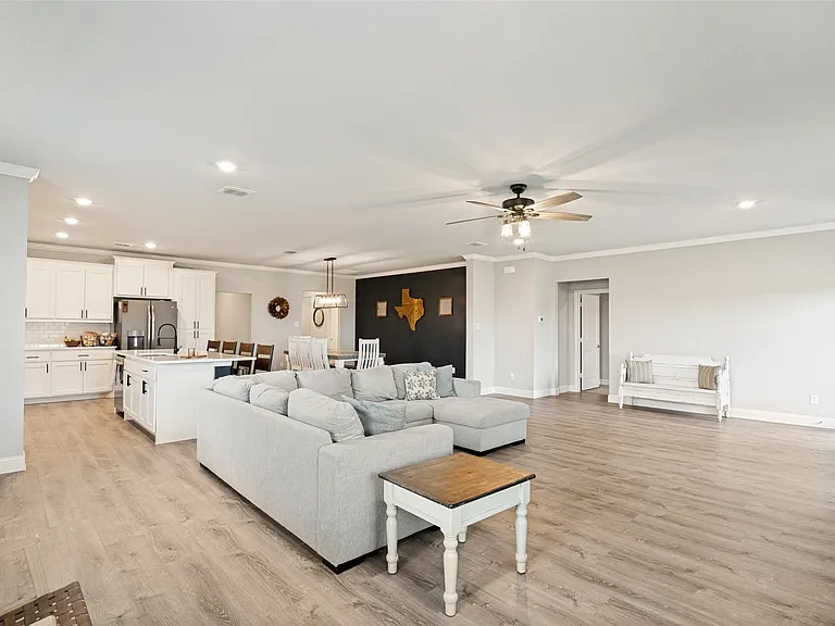 439 Cyprus Grove Dr — Photo 7