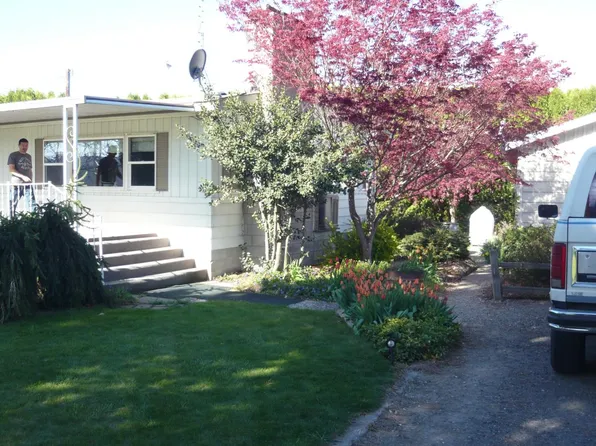 30 N Corriedale Rd, Yakima, WA 98901