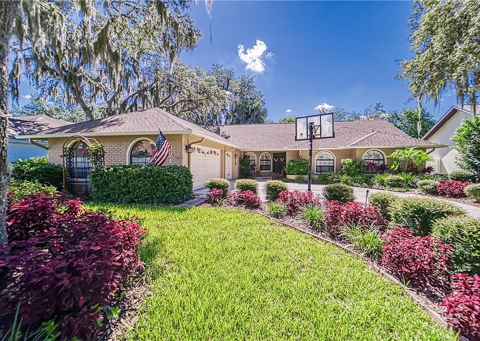 1st image of 3210 Pine Club Dr