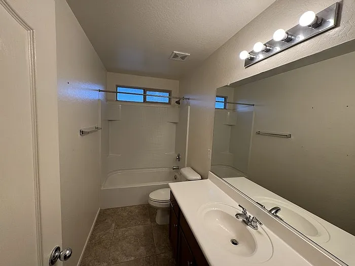 23733 S 209th Pl — Photo 17