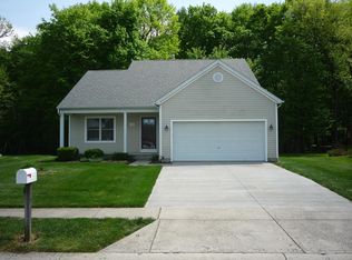 115 Crabapple Ln, Etna, OH 43062