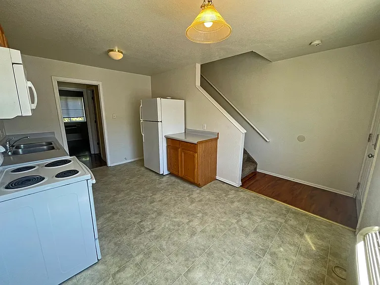 Oakshire Ln 1713 — Photo 2