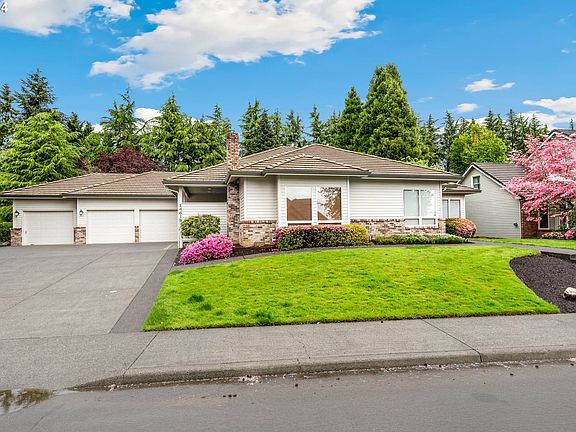 3rd image of 14618 SE Rivercrest Dr