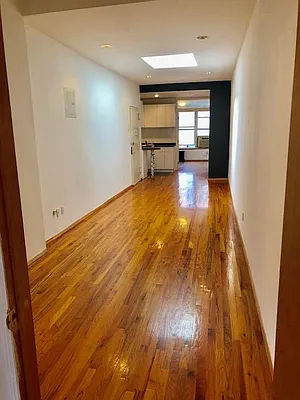Rented by Bank Neary | media 39