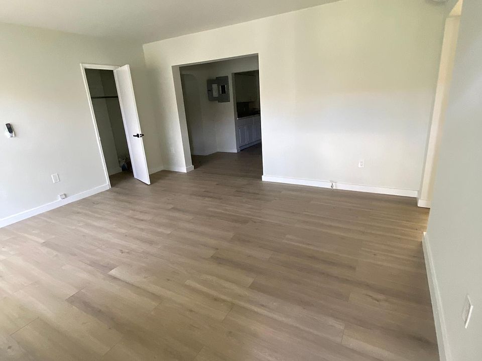 1st image of 926 79th Ter APT 3