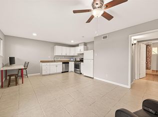 1529 Wirt Rd APT 1, Houston, TX 77055