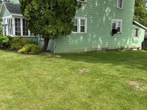 109 E Water St, Montpelier, IN 47359