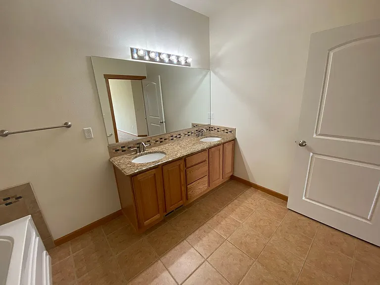 3511 Hovley Ln — Photo 24