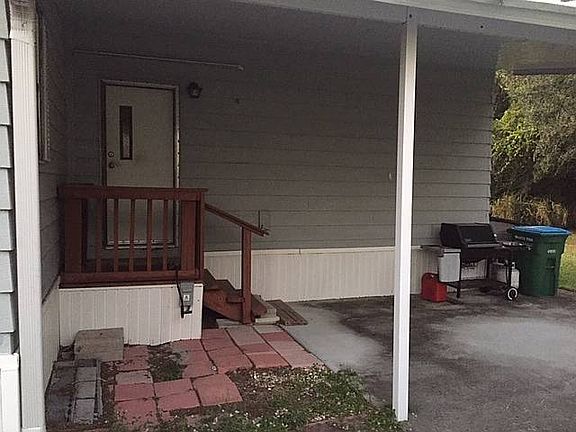 2nd image of 2480 Parklane Dr