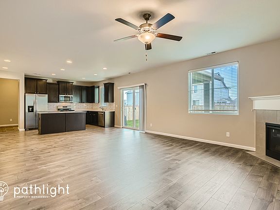 5th image of 627 Bondgard Ave E