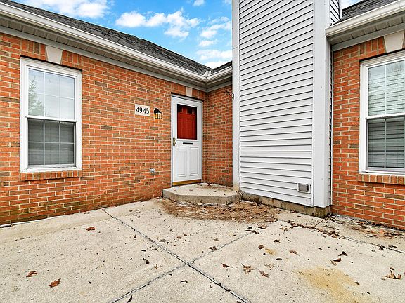 3rd image of 4945 Deer Forest Pl