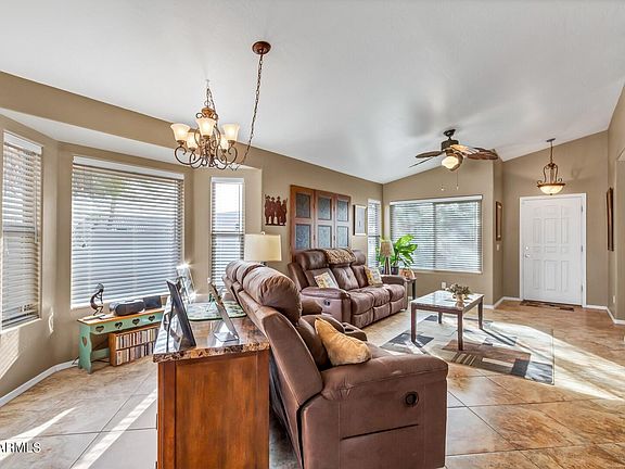 5th image of 548 W Casa Mirage Dr