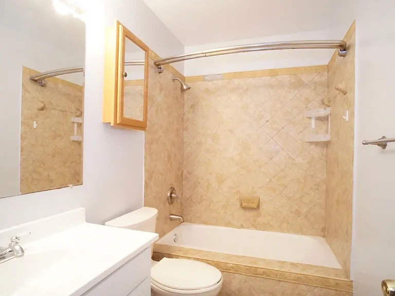 1105 Robin Rd — Photo 8