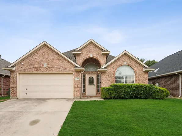 6208 Gillispie Dr, Fort Worth, TX 76132