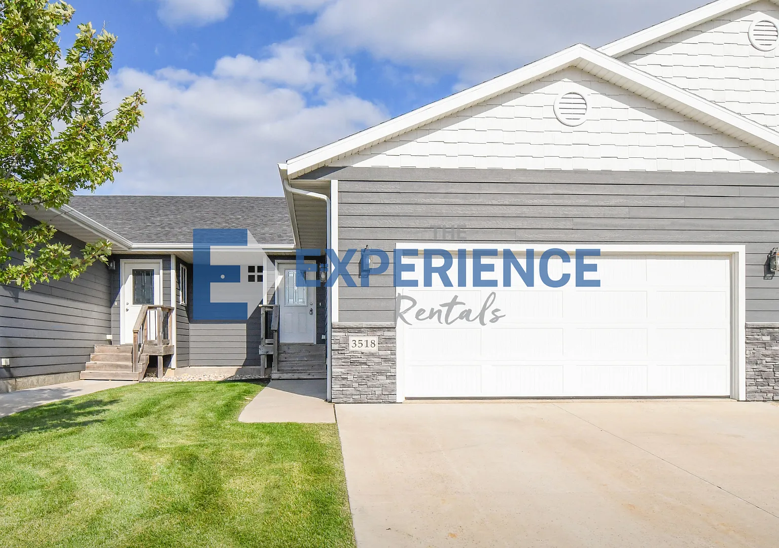 Spacious 3BR Townhome on Quiet Cul-de-Sac | 2,000+ Sq Ft & Attached Garage! — Photo 1