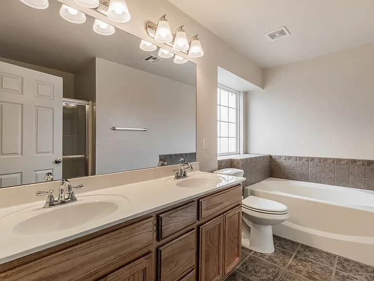 15937 Katie Ridge Dr — Photo 10
