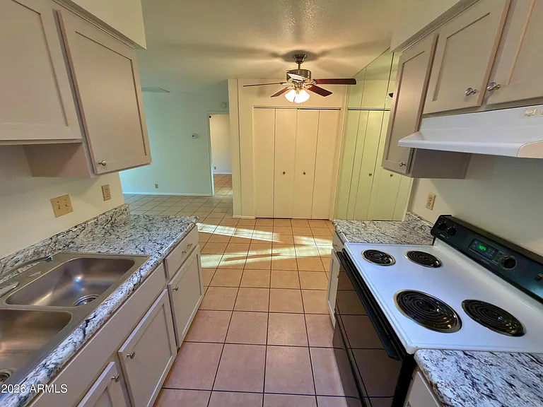 9033 W Elm St #7 — Photo 9
