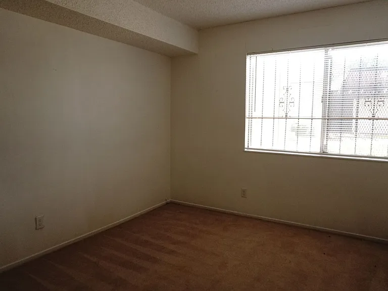 1405 Vegas Valley Dr #225 — Photo 17