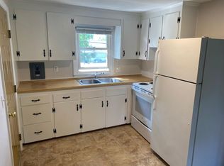 5 Perry Dr APT 5, Danvers, MA 01923