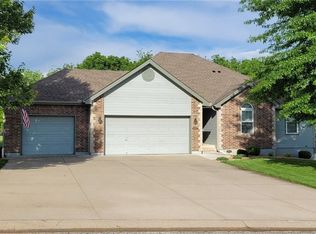 1704 Mystery Hill Dr, Pleasant Hill, MO 64080