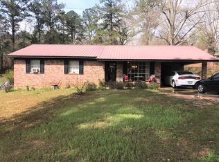 72 Formby Dr, Laurel, MS 39443