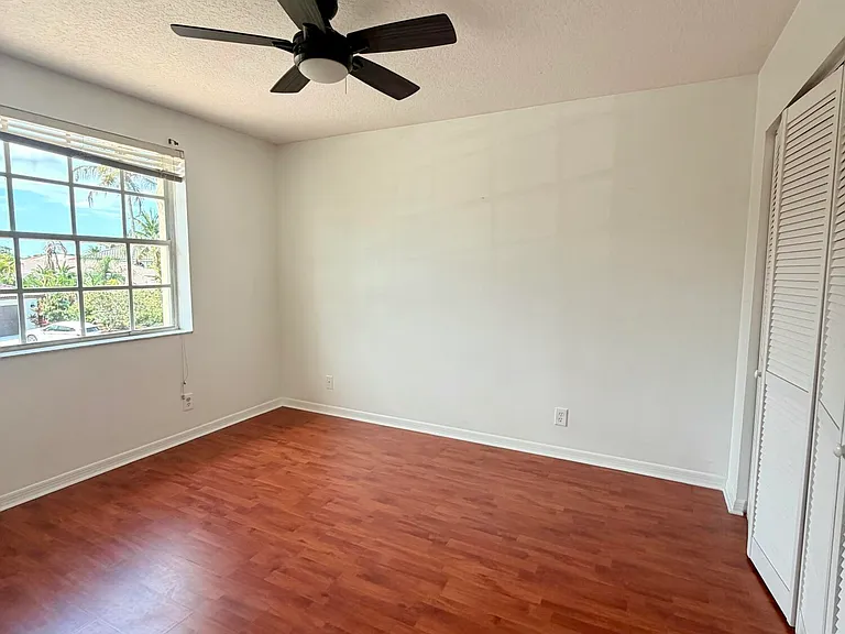 11073 Harbour Springs Cir — Photo 19
