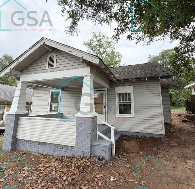 2 bed, 1080 sqft, $900 — Photo 1