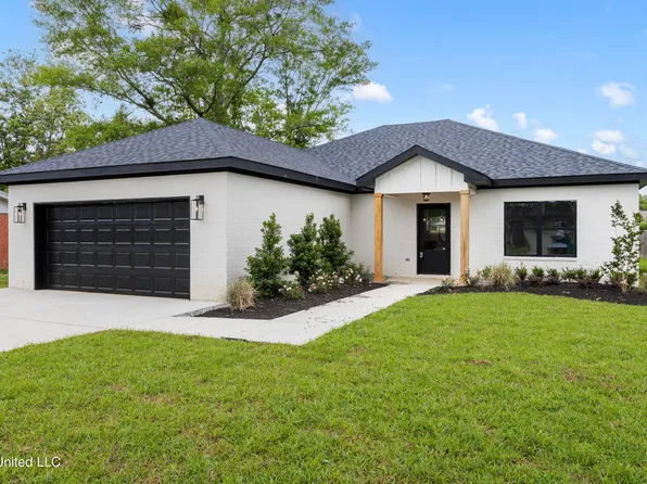 3513 N 8th St, Ocean Springs, MS 39564