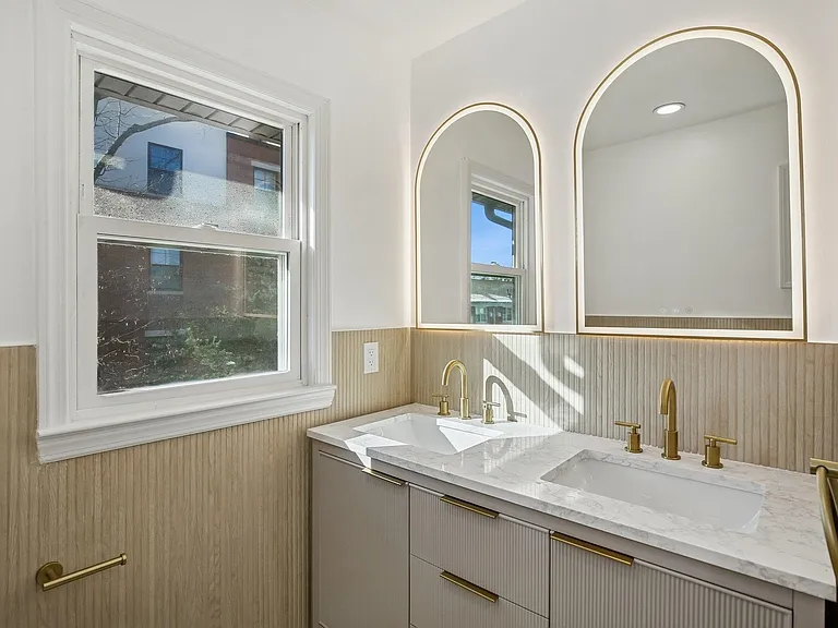 4 Lincoln Pl — Photo 28