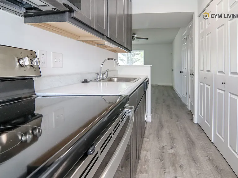 The Anchor Apartments — Photo 10