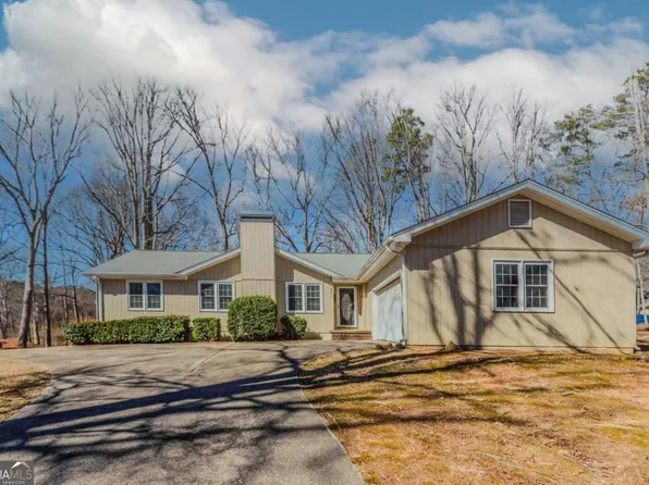 4471 Hidden Oaks Dr, Flowery Branch, GA 30542