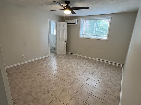 3rd image of 109-115 N Main St #15588513