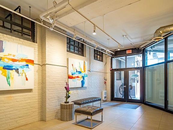 3rd image of 710 Jefferson Ave #502