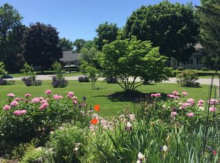 250 Danbury Cir S, Rochester, NY 14618