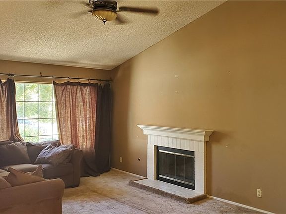 3rd image of 29263 Cool Creek Dr