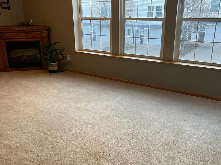 1223 SE Village View Ln — Photo 6
