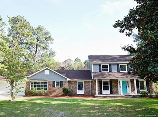 406 Dunmore Rd, Fayetteville, NC 28303