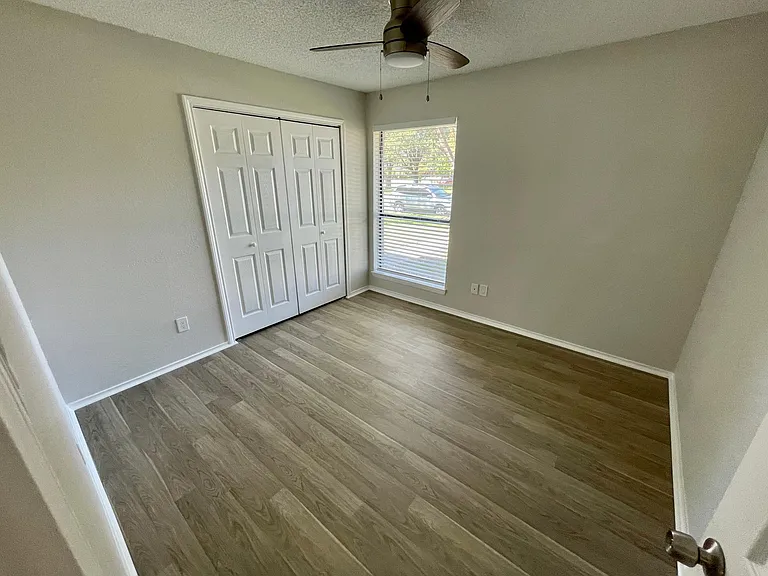 1200 Grinnel Dr — Photo 10