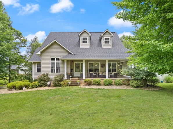 398 Carriage Ln, Jamestown, KY 42629