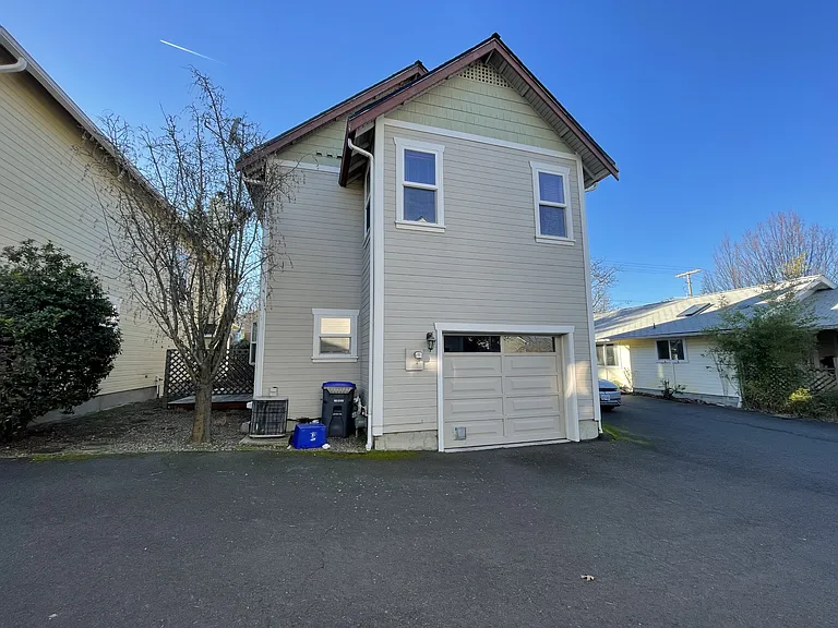 1120 Tolman Creek Rd — Photo 25