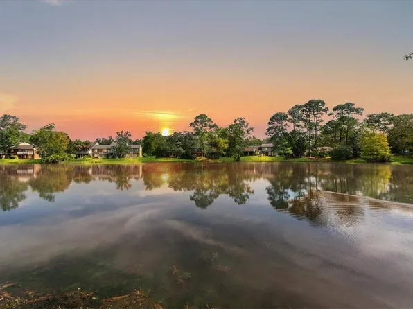 6207 Lake Tahoe Dr, Jacksonville, FL 32256