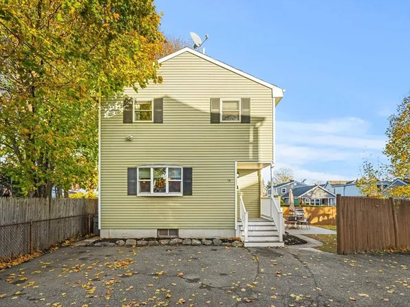 79 Pine St, Swampscott, MA 01907