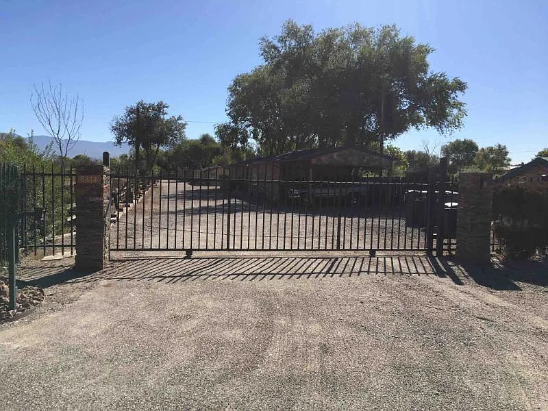 3 bed, 1200 sqft, $2,150 — Photo 1