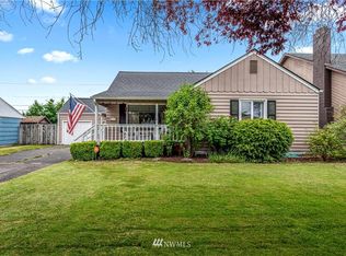 2714 Field St, Longview, WA 98632