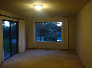 6238 Riverside Dr, Redding, CA 96001