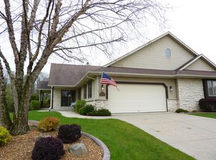 W154N6612 Marvel Dr #36, Menomonee Falls, WI 53051