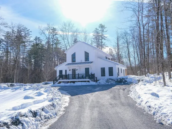 37 Sumner Road, Ludlow, VT 05149