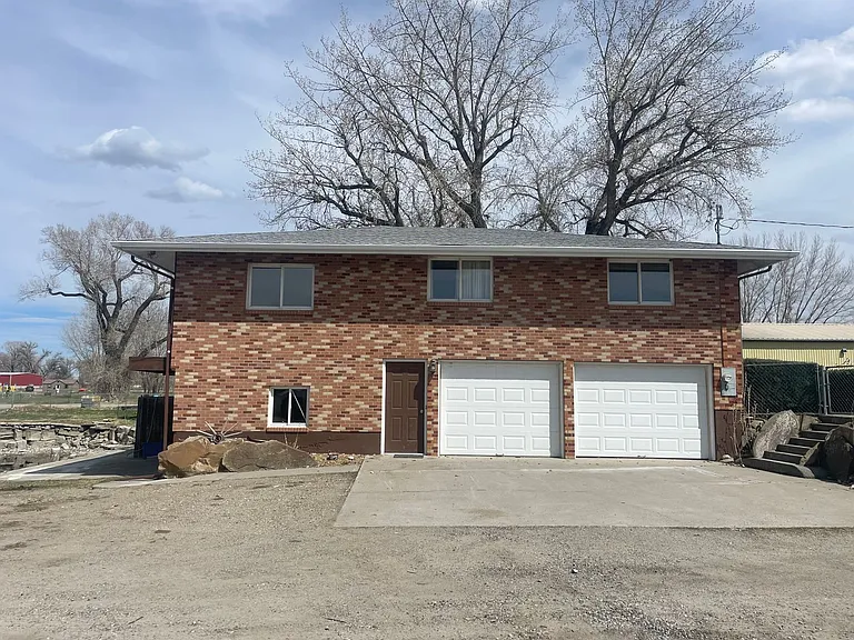 1229 Thiel Rd — Photo 4