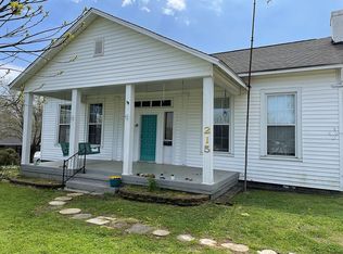 215 10th St NW, Fayette, AL 35555