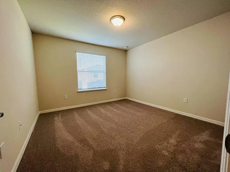 7236 Oakmoss Loop — Photo 17